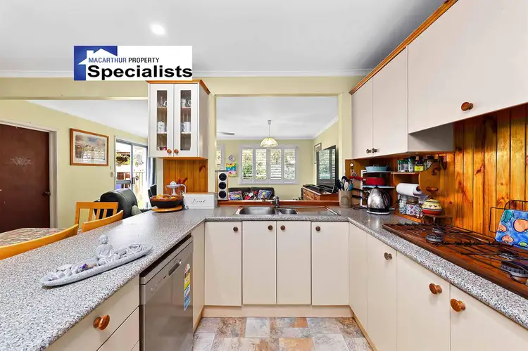 Fifth view of Homely house listing, 18 Mentha Place, Macquarie Fields NSW 2564