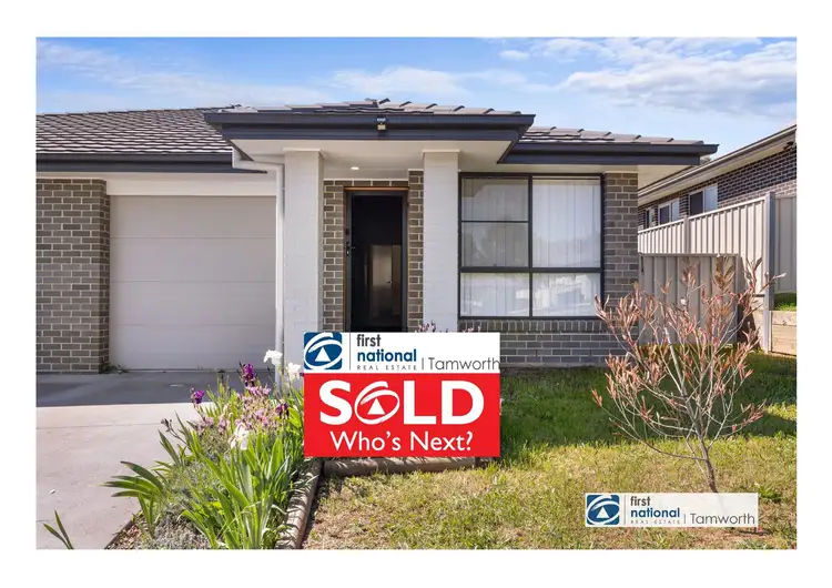 Main view of Homely unit listing, 2/1 Borrowdale Close, Tamworth NSW 2340