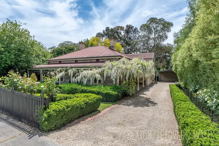 9 Alexandrina Road