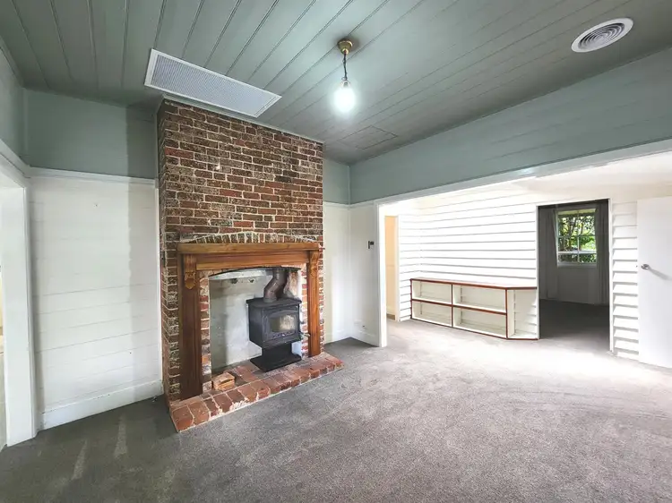 4 King Street, Uralla NSW 2358