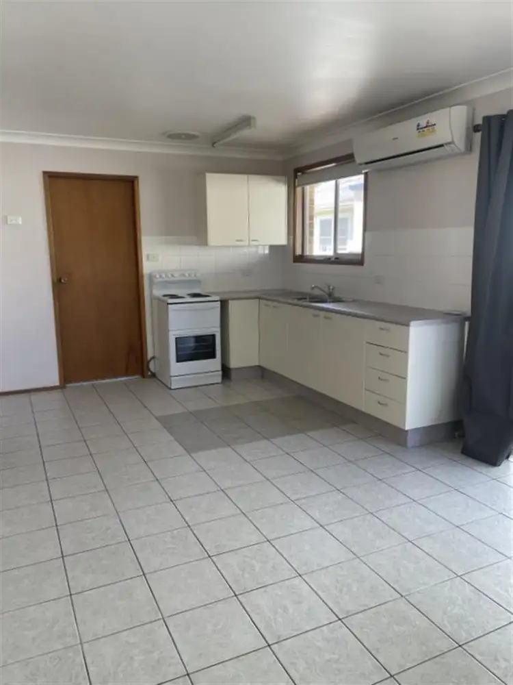 Third view of Homely semi-detached listing, 2/13 Alice Street, Tamworth NSW 2340