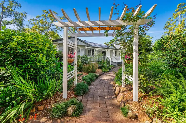 102-104 Wongawallan Road, Tamborine Mountain QLD 4272