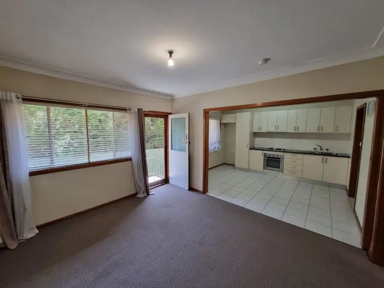 Third view of Homely flat listing, 1/323 Donovan Street, East Albury NSW 2640