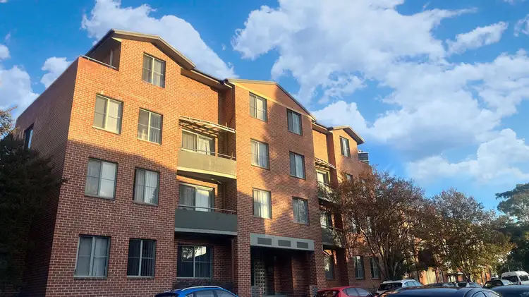 2/22 Norfolk Street, Liverpool NSW 2170