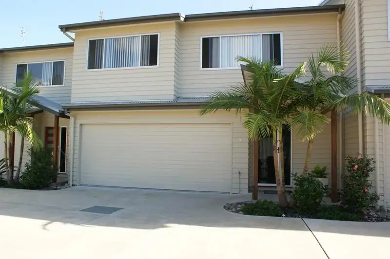 Main view of Homely townhouse listing, 2/17 Boundary  Street, Woolgoolga NSW 2456