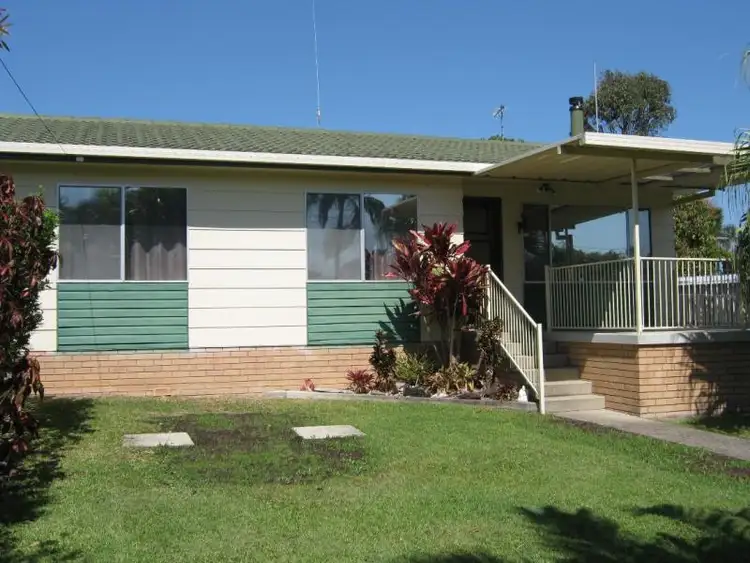 4 Chestnut Avenue, Sandy Beach NSW 2456