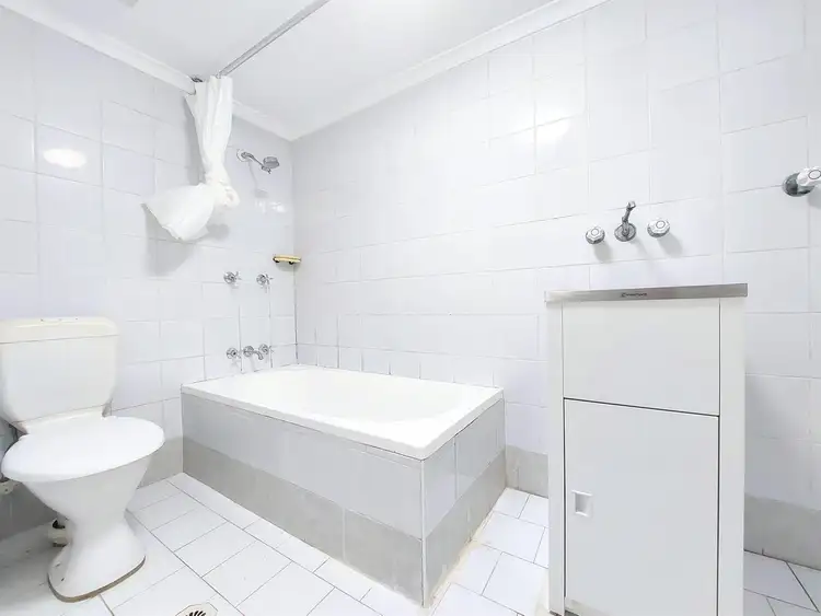 Fourth view of Homely apartment listing, 2/18 Roma Avenue, Kensington NSW 2033