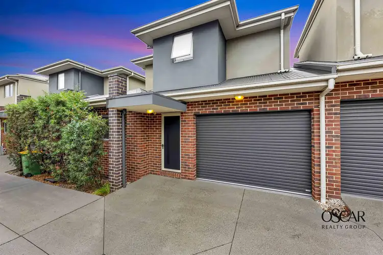 2/5 Dunolly Crescent, Reservoir VIC 3073