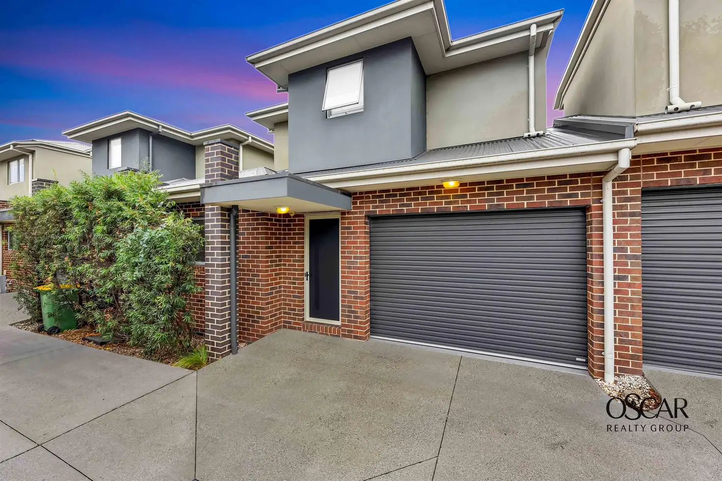 Main view of Homely townhouse listing, 2/5 Dunolly Crescent, Reservoir VIC 3073
