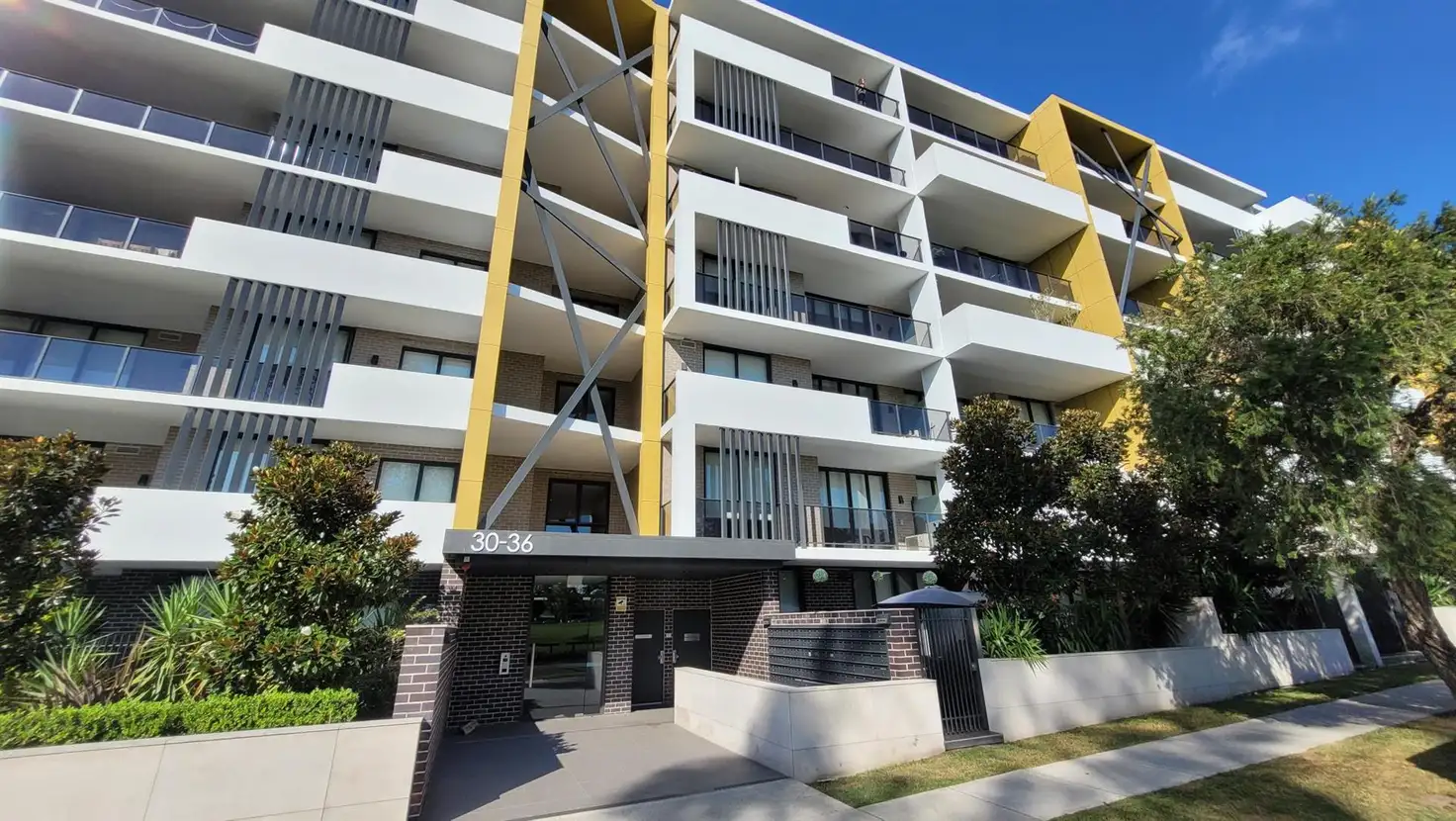 Main view of Homely unit listing, 15/30 Warby Street, Campbelltown NSW 2560