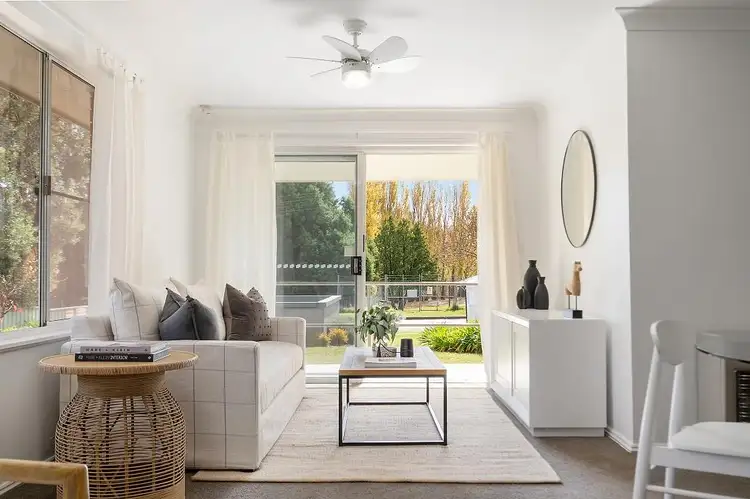 Fifth view of Homely unit listing, Unit 1/16 Warrendine Street, Orange NSW 2800