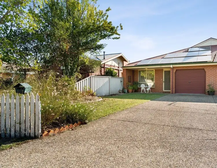 377 Urana Road, Lavington NSW 2641