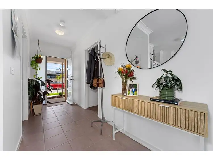 3 Rhubarb Place, Mickleham VIC 3064