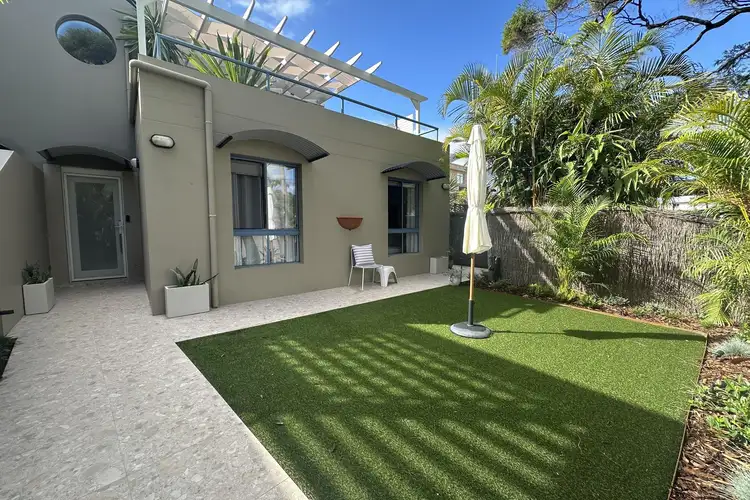 Third view of Homely townhouse listing, 4/9-11 Kalinya Street, Newport NSW 2106
