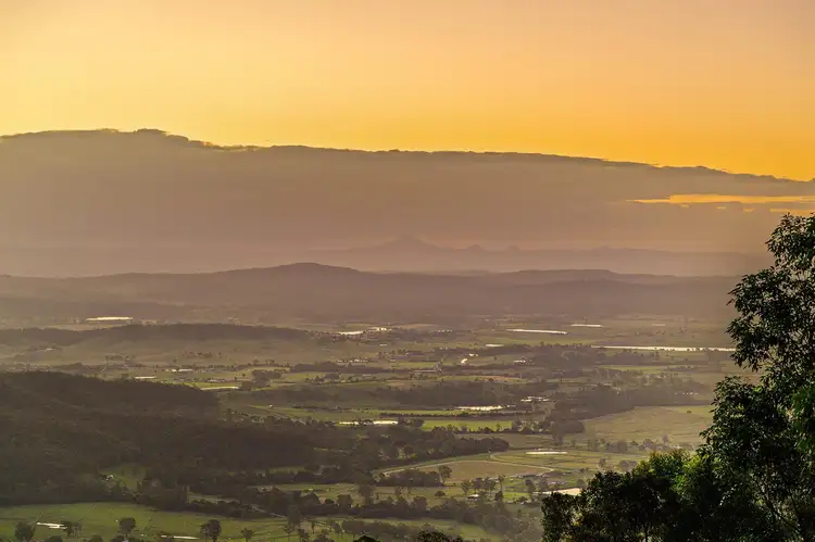 737 Main Western Road, Tamborine Mountain QLD 4272