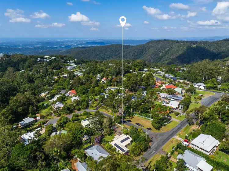 9 Demavend Drive, Tamborine Mountain QLD 4272