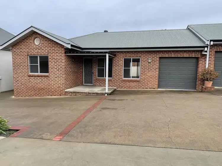 Main view of Homely townhouse listing, 2/73 Denne Street, Tamworth NSW 2340