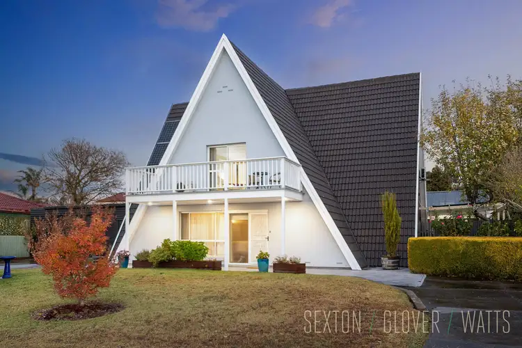 8 Knott Street