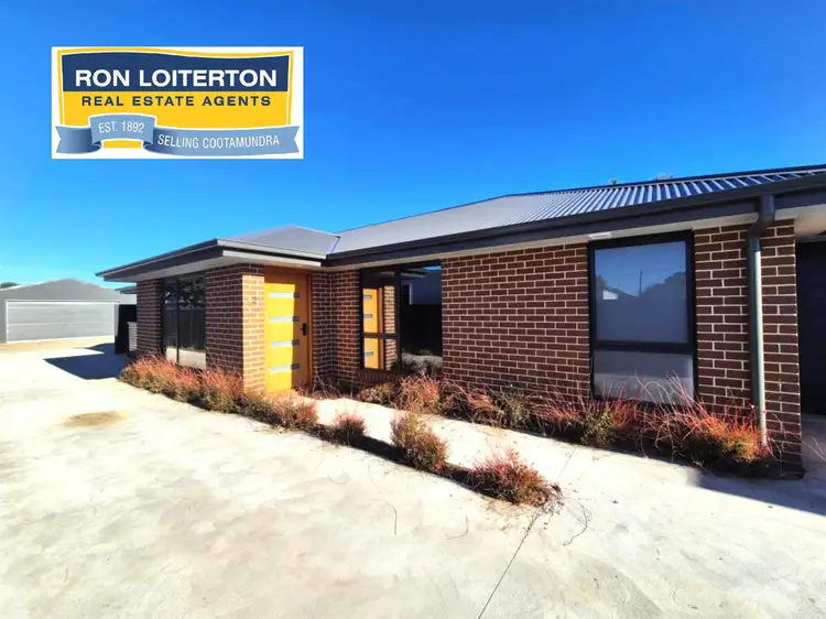 Main view of Homely unit listing, 2/16 Hay Street, Cootamundra NSW 2590