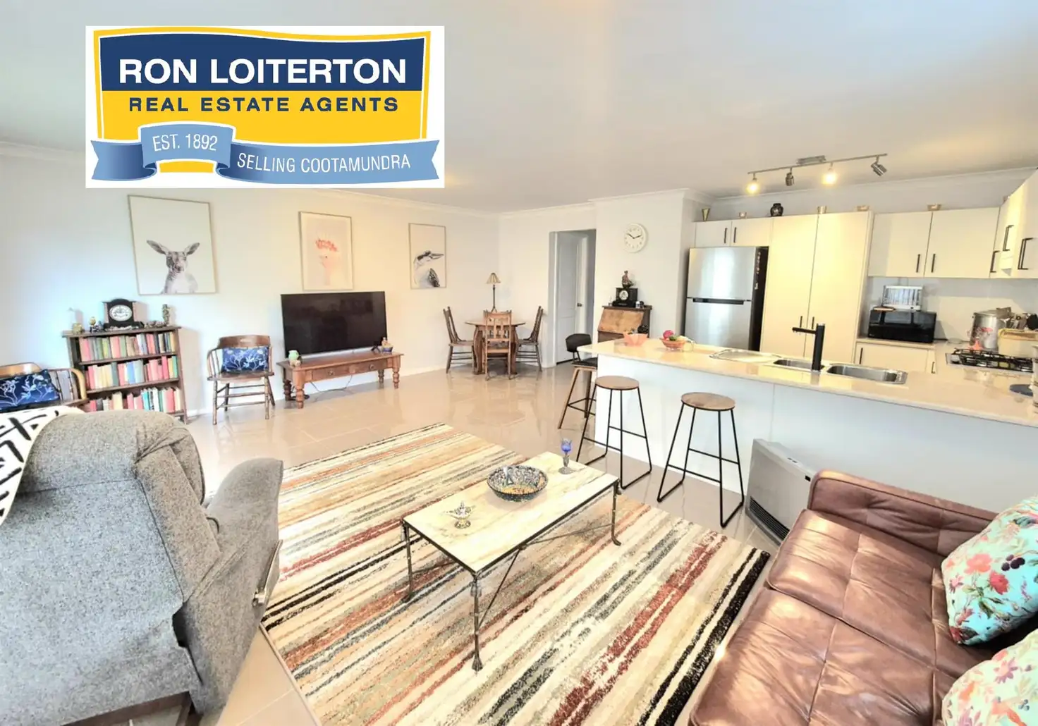 Main view of Homely unit listing, 1/322 Parker Street, Cootamundra NSW 2590