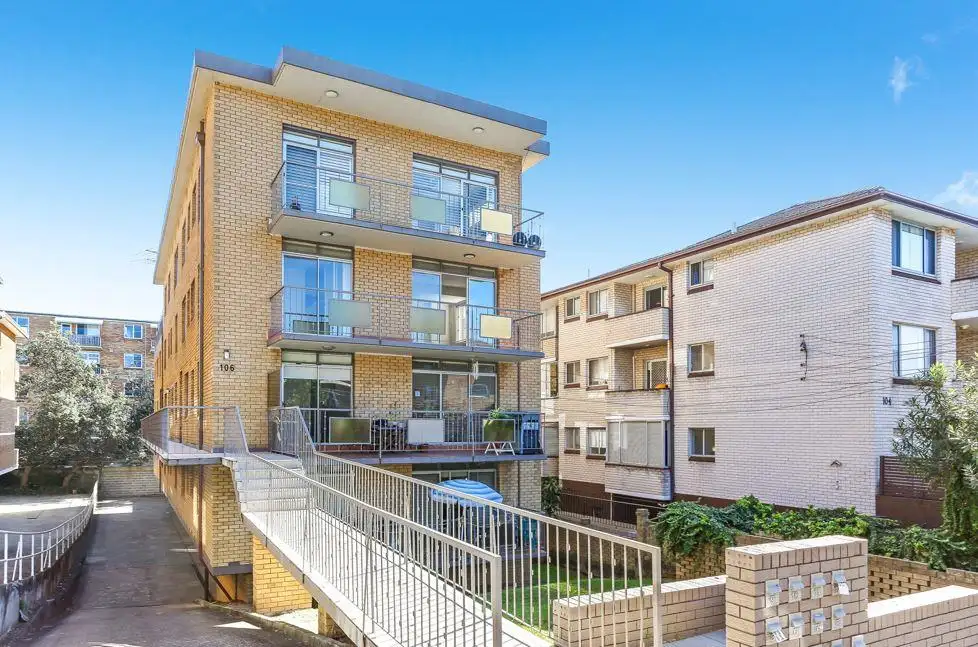 Main view of Homely apartment listing, 2/106 Mount Street, Coogee NSW 2034