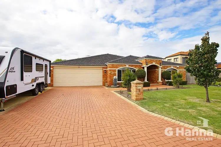 6 Lomandra Drive, Canning Vale WA 6155