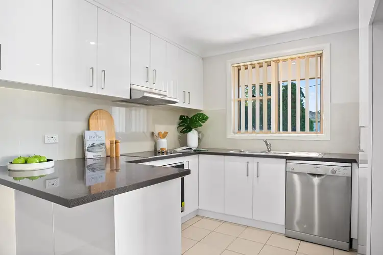 Fifth view of Homely villa listing, 2/204 Princes Highway, Bulli NSW 2516