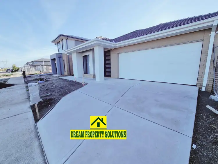 147 Villa Doria Drive, Clyde North VIC 3978