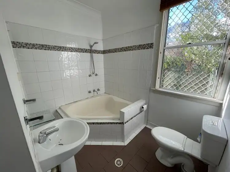 Fifth view of Homely house listing, 2 Petra Avenue, Tamworth NSW 2340