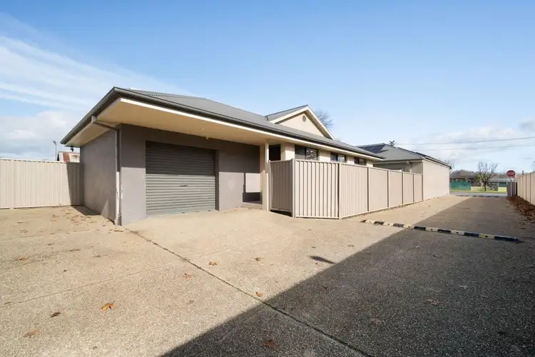Main view of Homely unit listing, 2/358 Townsend Street, South Albury NSW 2640