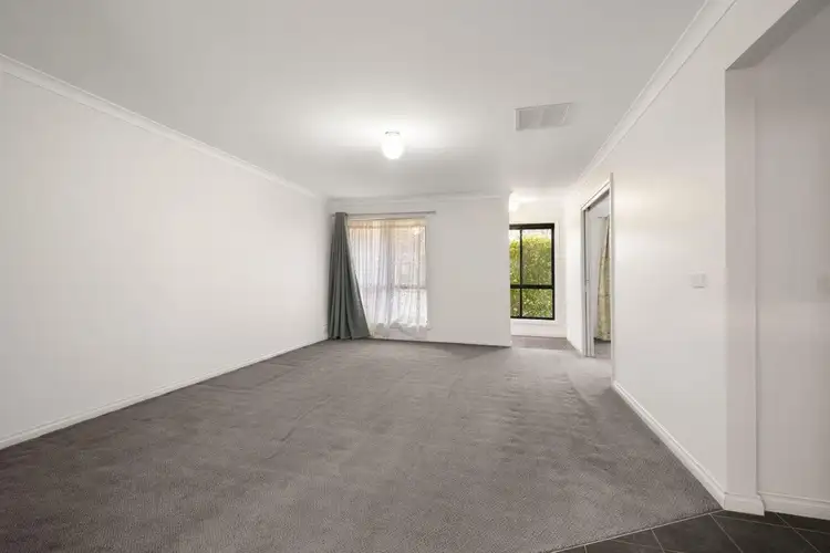 Fifth view of Homely unit listing, 1/15 Wattle Way, West Albury NSW 2640