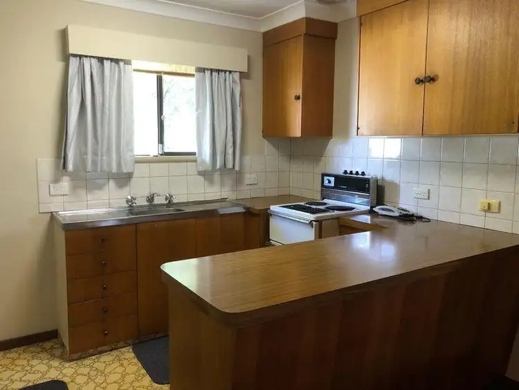 Second view of Homely unit listing, 4/15 Vera Street, Tamworth NSW 2340