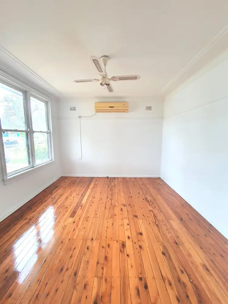 37 Hume Highway, Warwick Farm NSW 2170