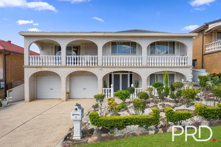 8 Segefield Place, Casula NSW 2170