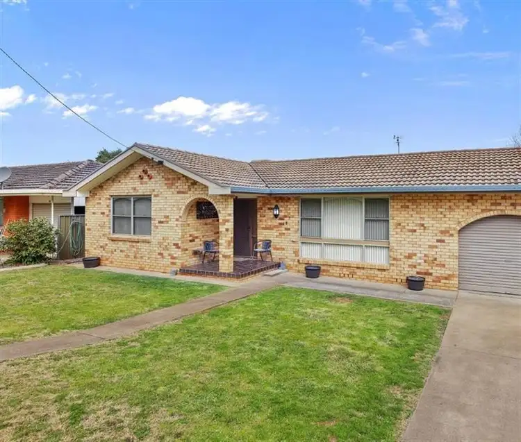 87 Manilla Road, Tamworth NSW 2340