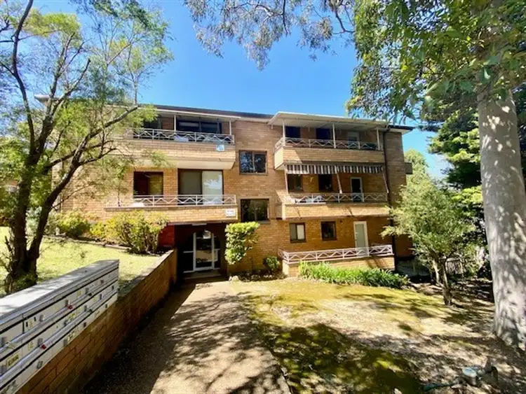 6/82-84 Hunter Street, Hornsby NSW 2077