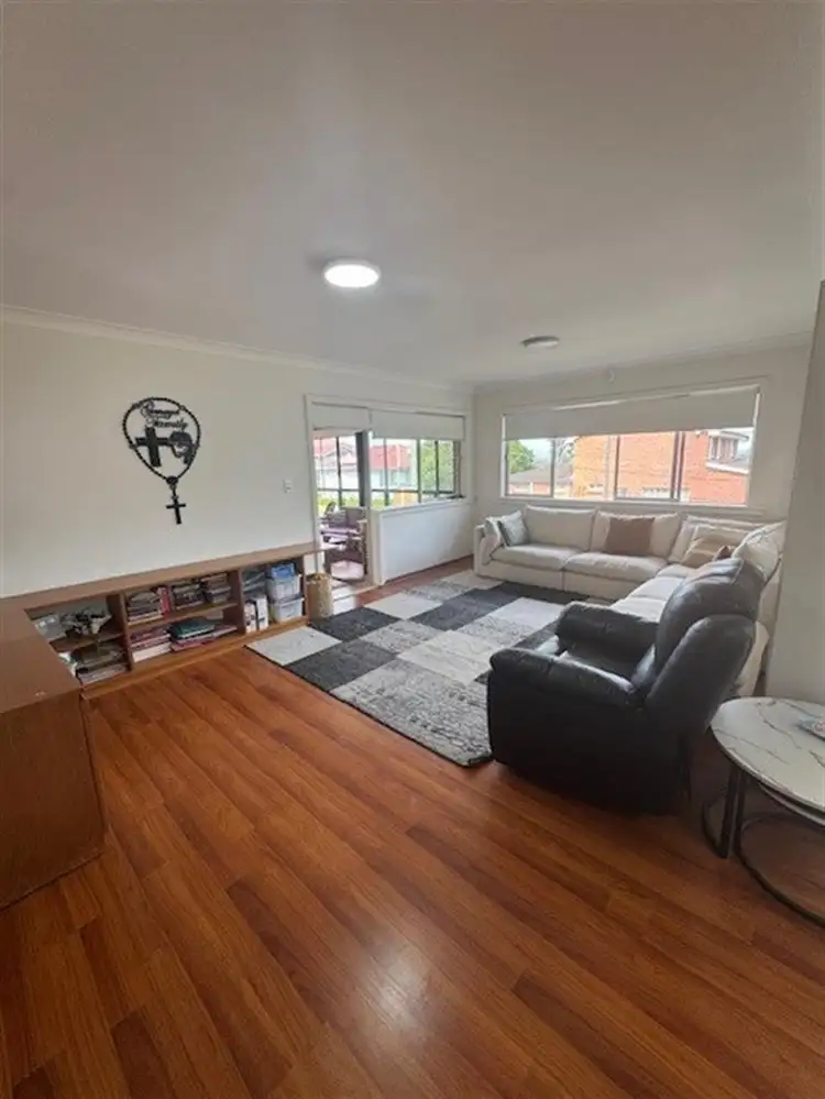 31 Hazel Street, Georges Hall NSW 2198