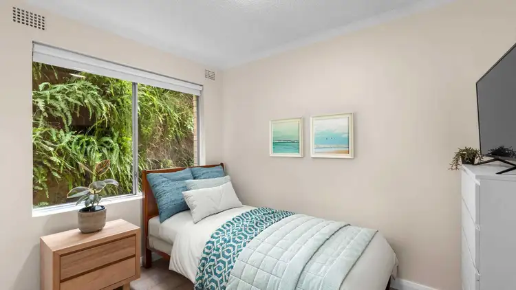 Fifth view of Homely apartment listing, 2/15 Burne Avenue, Dee Why NSW 2099