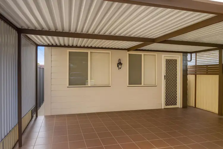 2/44 Firth Avenue, Green Valley NSW 2168