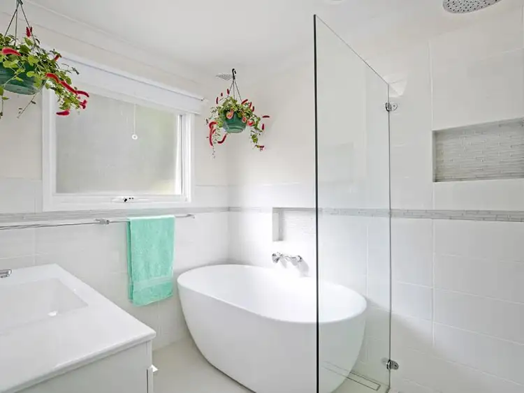 Fifth view of Homely house listing, 9 The Appian Way, Avalon Beach NSW 2107