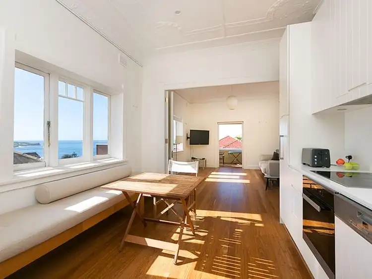 Fourth view of Homely apartment listing, 3/198 Beach Street, Coogee NSW 2034