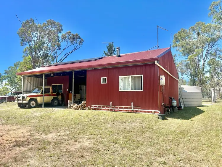390 Gwydir River Road, Uralla NSW 2358