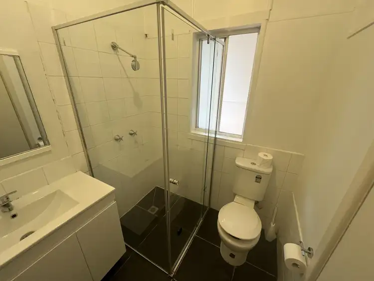 Fifth view of Homely flat listing, 3/565 Pacific Hwy Highway, Asquith NSW 2077