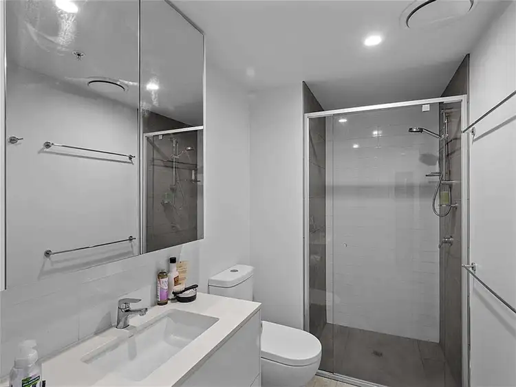 Fifth view of Homely unit listing, 977 Ann Street, Fortitude Valley QLD 4006