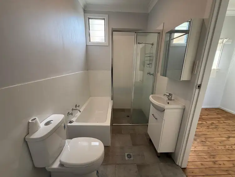 Fifth view of Homely unit listing, 270B Parker Street, Cootamundra NSW 2590