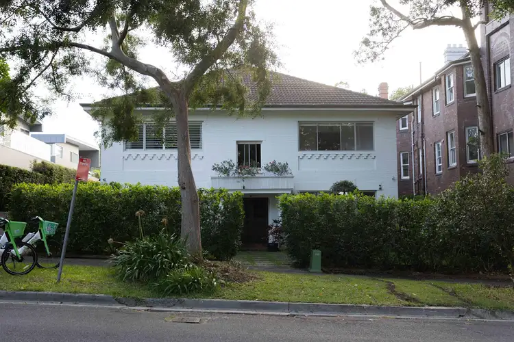 3 Latimer Road