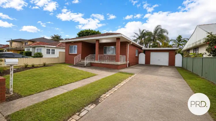 17 Bradshaw Avenue