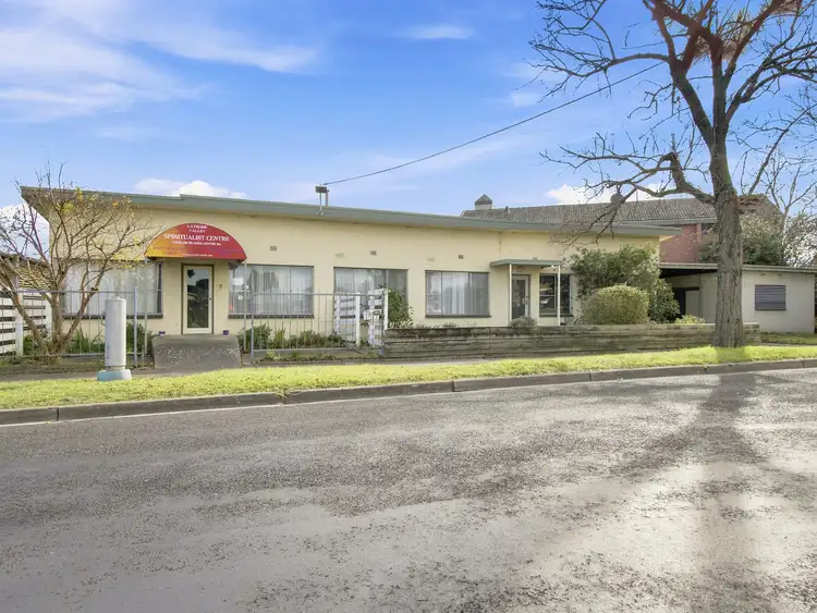 2 Avondale Road