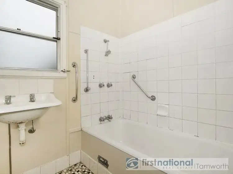 Sixth view of Homely house listing, 3 Parry St, Tamworth NSW 2340