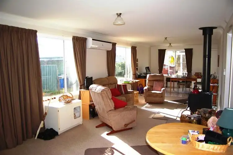 Fourth view of Homely house listing, 2 Mckenzie St, Uralla NSW 2358